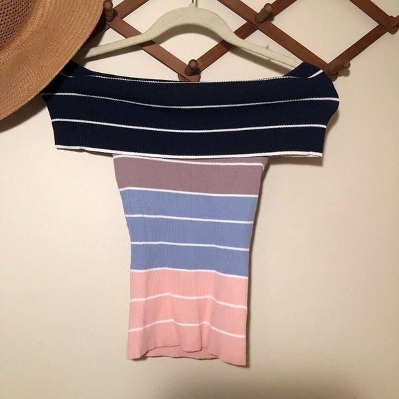 3/$25 🙌🏼 She and Sky Colorblock Off the Shoulder Top S - Picture 5 of 9